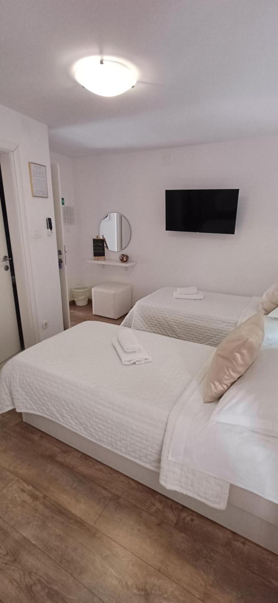 Private In Diocletians Palace *