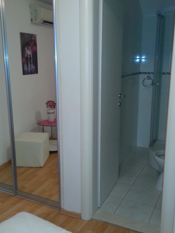 Private In Diocletians Palace Apartment Split
