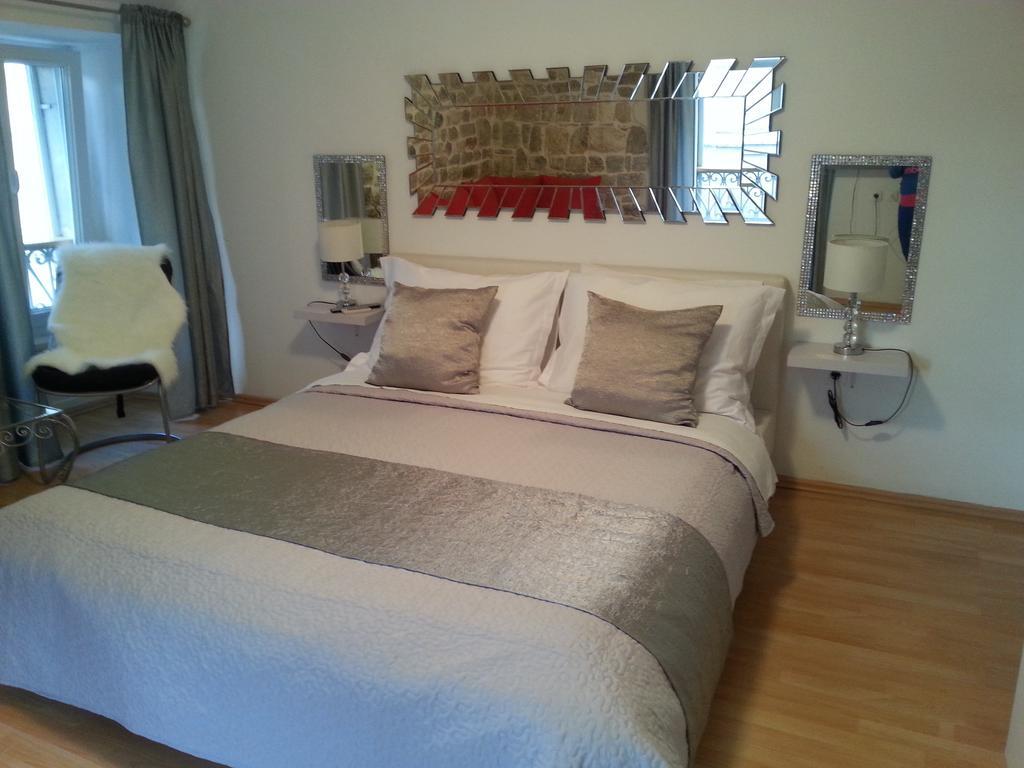 Private In Diocletians Palace Apartment Split