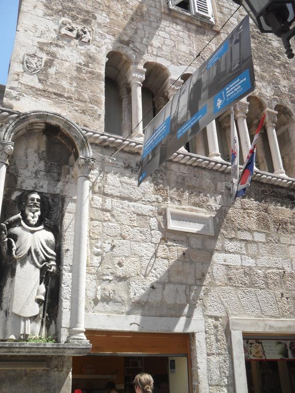 Private In Diocletians Palace Lägenhet